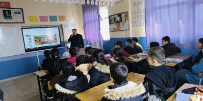 Cizre’de Şabani Ortaokulu’nda Gelecek Nesillere "Hayat" Dersi, Su ve Toprak Bilinci