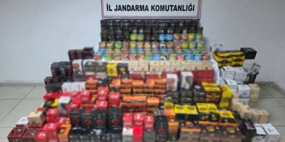 Nargile Köşesi Değil Kaçakçılık Üssü! 1,5 Milyon TL'lik Sevkiyat Jandarmaya Takıldı