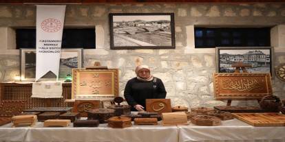 Ahşabın Büyüsü: Kursiyerlerin El Emeği Göz Nuru Eserler Görücüye Çıktı