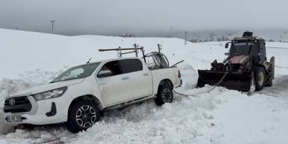 Muş’ta Kar Esareti Altında Zamanla Yarış! 173 Köy Yolu Kapandı, Hastalar Kurtarıldı