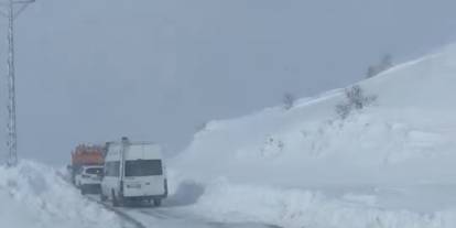 Tipi nedeniyle Malatya-Sincik karayolu ulaşıma kapandı
