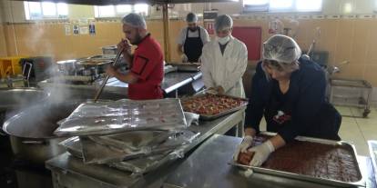 Uzmanından, "Oruç kesinlikle sigara ile açılmamalı" uyarısı