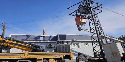 Başkan Tosun Devreye Girdi, Vatan Mahallesi Karanlıktan Kurtuldu!