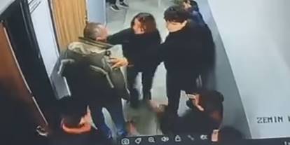 Van'da okulda dehşet: Çocuğuna kartopu atan öğrenciyi koridorda darp etti