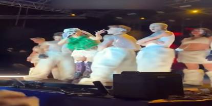 Şarkıcı Hande Yener hakkında ‘Cumhurbaşkanına hakaret' ve ‘Anayasal düzeni hedef alma' soruşturması