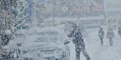 Tatvan’da kar kalınlığı 1 metreye ulaştı