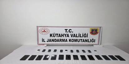 Kütahya'da kaçak telefon operasyonu, 29 telefon ele geçirildi