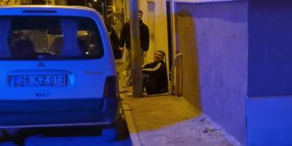 Eskişehir'de Aşk Acısı Çeken Gençten Gazeteciye: "Güzel Çıkmamıştır, Shop Yap"