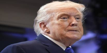 Trump Dünyaya Duyurdu: "Hürmüz'de İran'a Ait 10 Gemi İmha Edildi!"