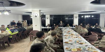 Cizre Kaymakamı Baycar, Jandarma Personeliyle İftar Programında Buluştu