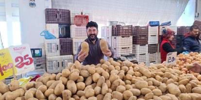 Tanesi 850 gram geliyor: Bir tanesiyle 4 kişilik aile doyuyor, görenler gözlerine inanamıyor!