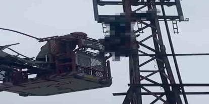 Hırsızlık Girişimi Ölümle Bitti! Elektrik Direğinde Akıma Kapıldı