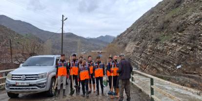 Şırnak’ta Yaralar El Birliğiyle Sarılıyor: AFAD Gönüllüleri Taşdelen’de!