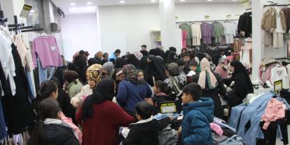 Cizre'de "Yetim Gülerse Cizre Güler": Bin Yetim Çocuğun Bayram Sevinci