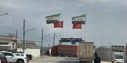 Şırnak Cansuyu Derneği Halep’te 300 Bin Ekmek ve Bayramlık Giysi Dağıttı