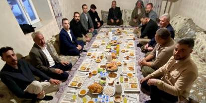 Kaymakam Taşkıran Beytüşşebap’ta Yer Sofrasına Konuk Oldu