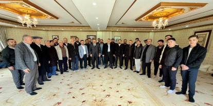 Vekil Tatar’ın Evindeki Bayramlaşmaya Vatandaşlardan Büyük İlgi