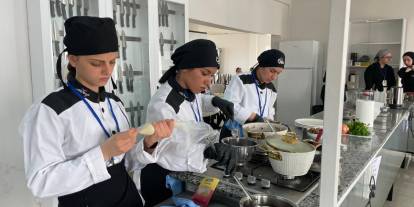 Tatvan’da Gastronomi Rüzgarı: Genç Aşçılar Bölge Şampiyonluğu İçin Yarıştı