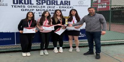 Tenis Gençler Grup Müsabakaları Şırnak’ta Sona Erdi: 4 İl Türkiye Şampiyonası’na Vize Aldı