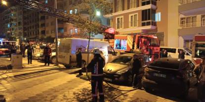 Çakmakla oyun evi yaktı