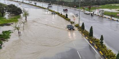 Şiddetli Yağış Nedeniyle Eğitime Ara Verildi