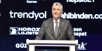 Bakan Bolat’tan Lojistik Müjdesi: 10 Yıllık Vize Sorunu Çözüldü