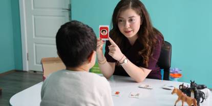 Uzmanından Ebeveynlere ‘Geç Konuşma’ Uyarısı: "Bilimsel Dayanağı Olmayan Bilgilerle Süreci Geciktirmeyin"