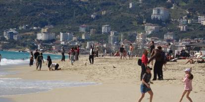 Türkiye'de kış Antalya'da yaz