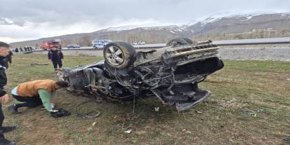Van'da Muradiye-Çaldıran yolunda kaza: 1 ölü, 2 yaralı