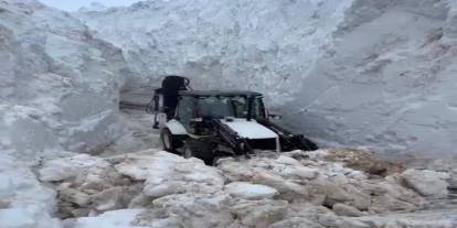Şırnak’ta 2.5 kilometrelik “açık hava çığ tüneli” açıldı