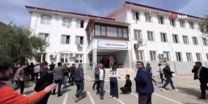 Saldırıyı babasına ait silahlarla gerçekleştirmiş