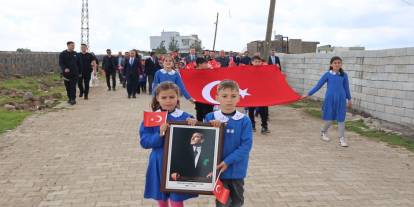 İdil’de 23 Nisan Coşkusu Köylere Taştı: “23 Nisan Neşesi Köylerde” Projesi