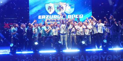 Erzurumspor FK şampiyonluk kupasını aldı