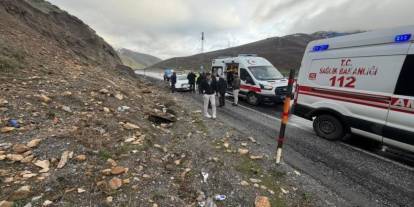 Tatvan'da trafik kazası: 2 yaralı