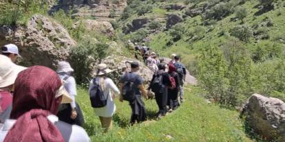 Şırnak’ta öğretmenlere doğa yürüyüşüyle psikolojik destek