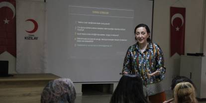 Cizre’de "Dijital Dünyada Aile Olmak" semineri