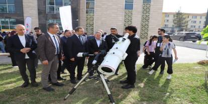Cizre’de Gençlerin Sanat Gururu: Gençlik Haftası Sergisi Büyük İlgi Gördü