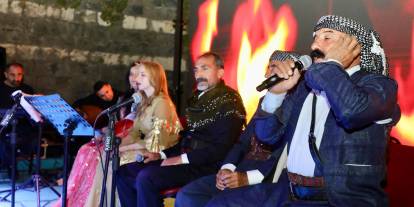 Cizre’deki Dil, Kültür Festivalinde Dengbêjler Festivale renk kattı