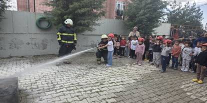 Şırnak’ta Minik Öğrencilere Yangın Güvenliği Eğitimi