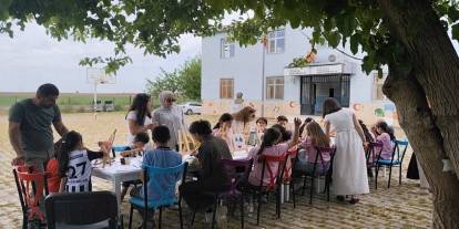 Silopi'de Fedakar Öğretmenler Köy Okullarını Sanat Atölyesine Çeviriyor