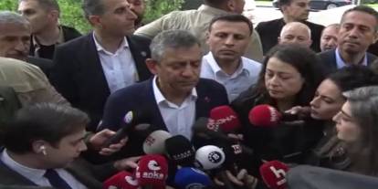 Özgür Özel: "Bayramda burada odada durmak yerine sahada oluruz. Esas olarak meydandayız, sokaktayız"