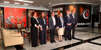 DEM Parti, MHP'ye bayram ziyaretinde bulundu