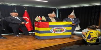 Aziz Yıldırım'a Lüleburgaz'da meşaleli karşılama