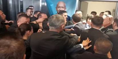 Kılıçdaroğlu, 2.5 yıl sonra CHP Genel Merkezi'nde
