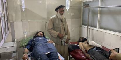 Afganistan'da mültecileri taşıyan kamyon devrildi: 22 ölü, 36 yaralı