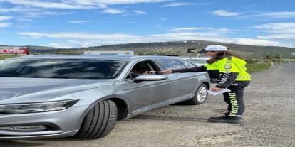 Kars’ta trafik denetimleri sürüyor