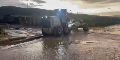 Sel nedeniyle kapanan Elazığ-Tunceli yolu trafiğe açıldı