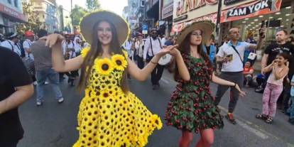 "60. Uluslararası Kiraz Festivali" Renkli görüntülerle başladı