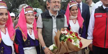 Bakan Yumaklı'dan Çiftçilere müjde: "2026 tarımsal destekleri gübre ve mazot artışına göre güncelleyeceğiz"