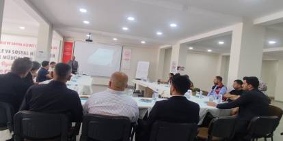 Şırnak'ta muhtarlarla güçlü aile için ortak akıl toplantısı